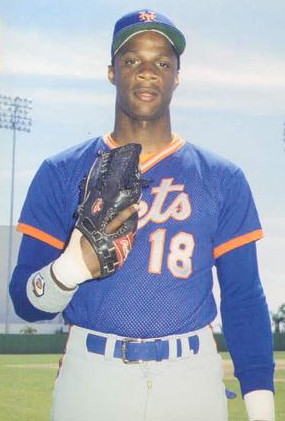 A photo of Darryl Strawberry in his Mets uniform
