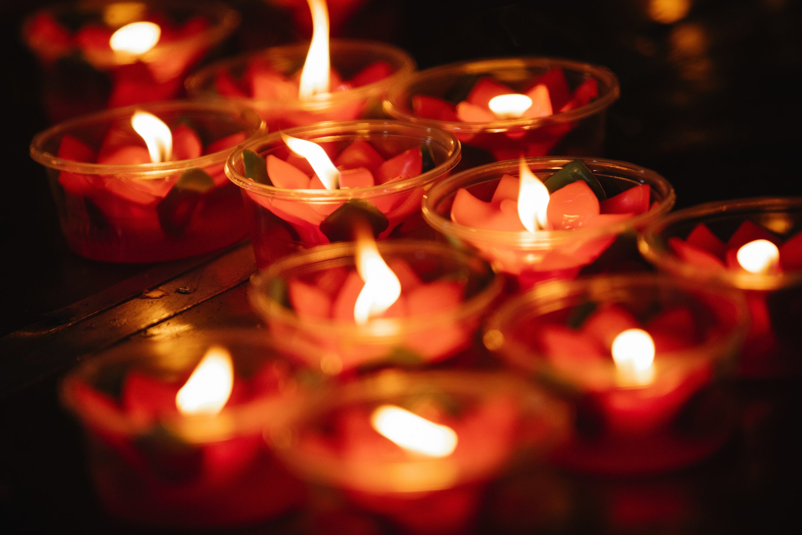 candles - 7 ways religious communities can support recovering addicts and their loved ones