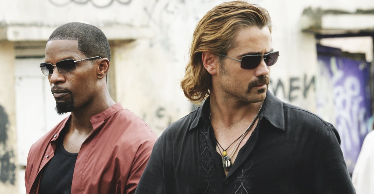 Colin Farrell co-stars with Jamie Foxx in Miami Vice before seeking addiction treatment for substance use disorder.