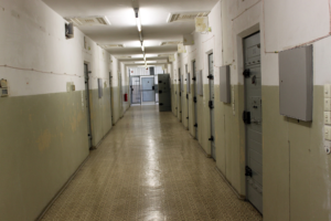 A picture of the interior of an Oklahoma jail.